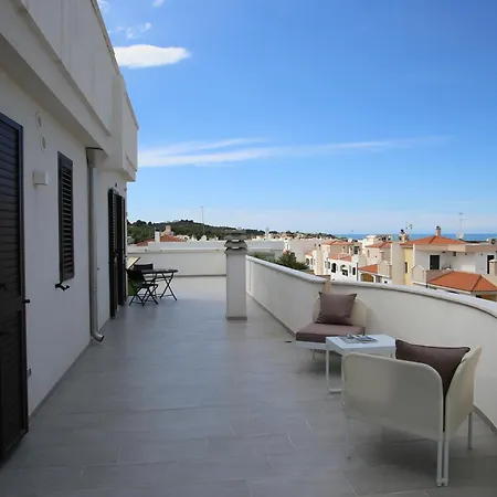 Door Bed & Breakfast Vieste